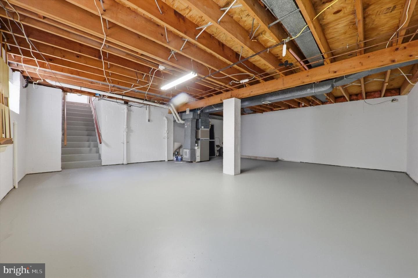 3710 Queen Mary Drive photo 34