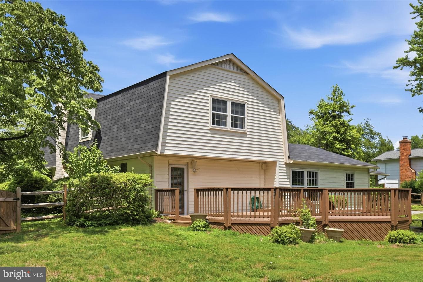 3710 Queen Mary Drive photo 40