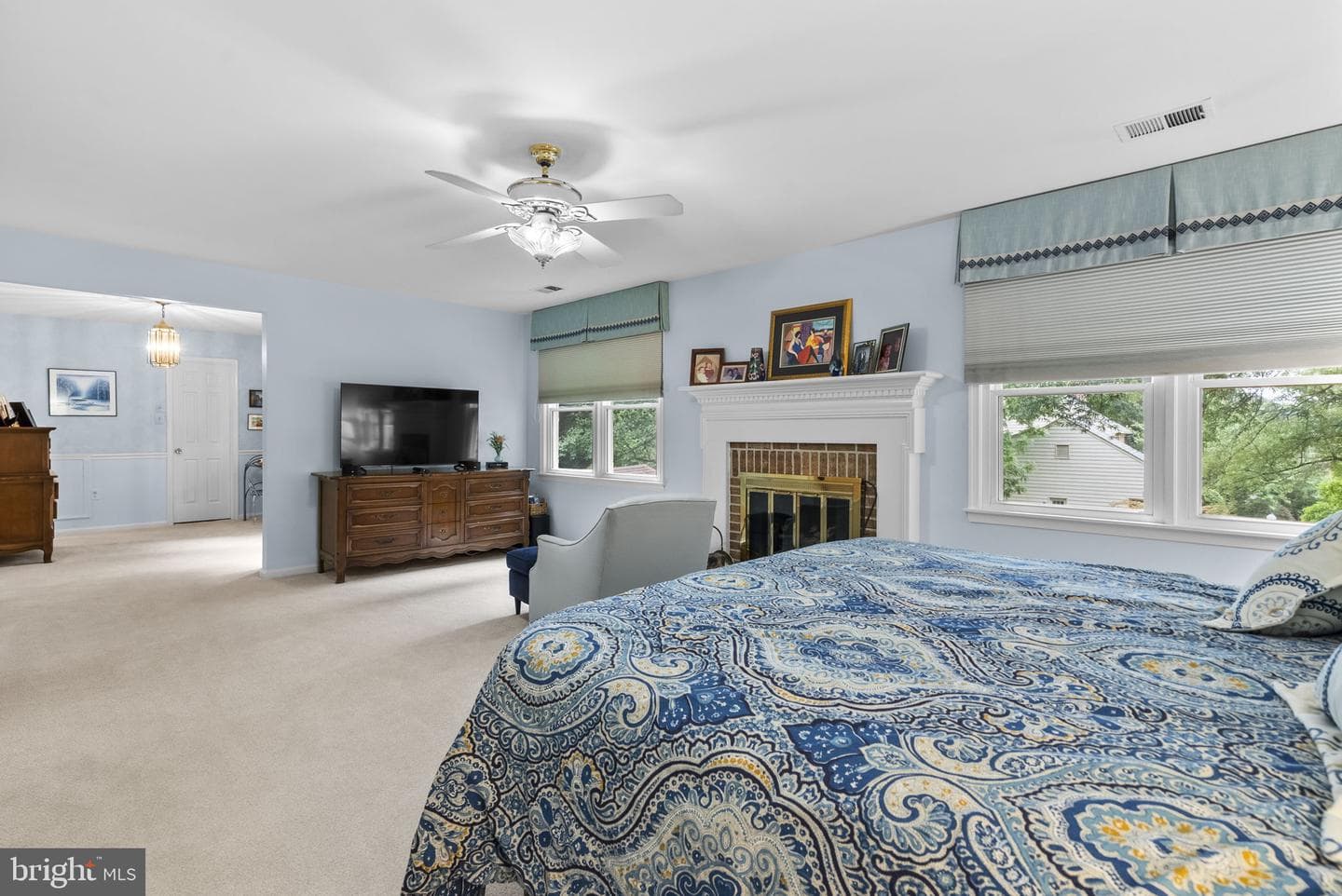 5820 Magic Mountain Drive photo 28
