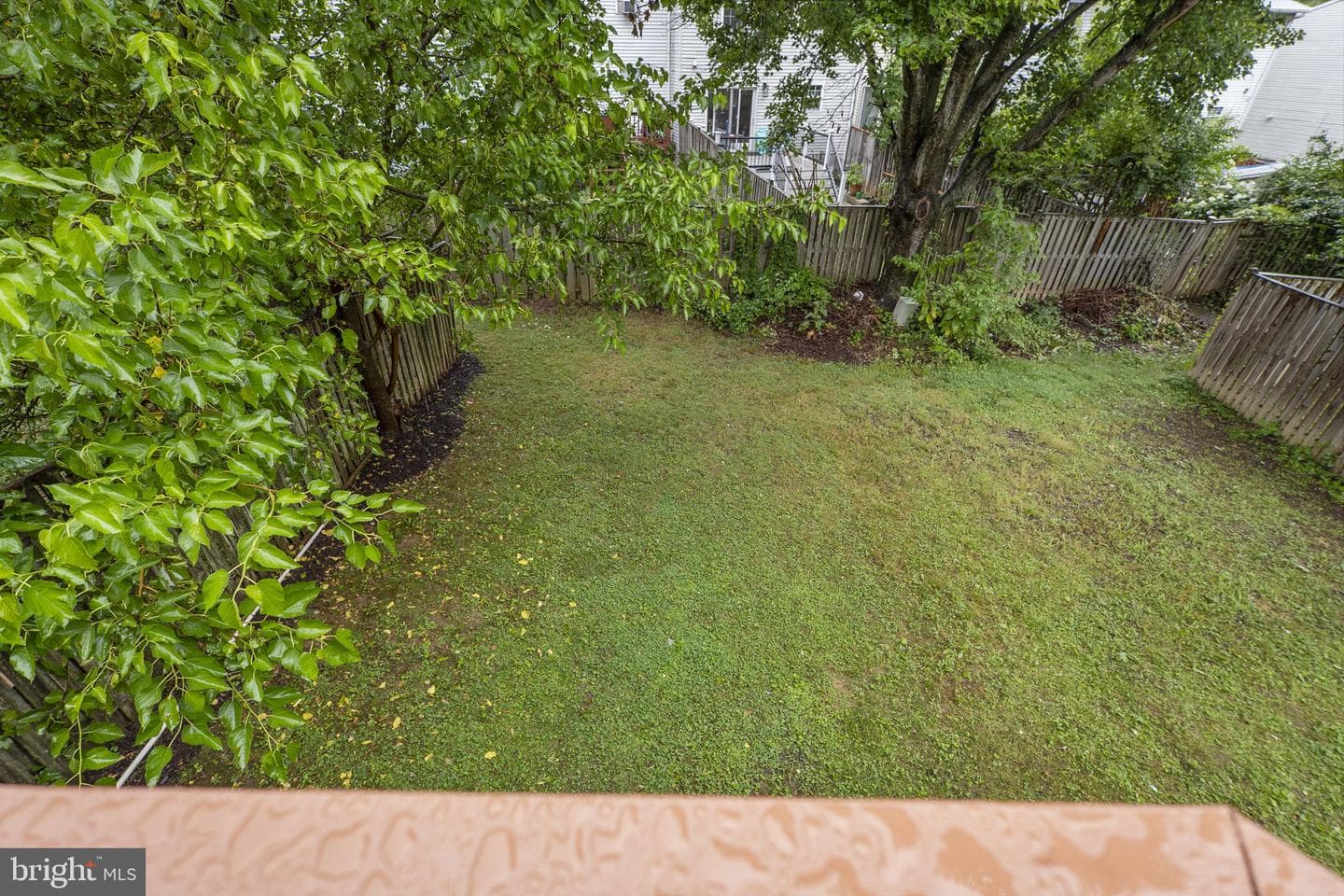1104 Travis Lane photo 32
