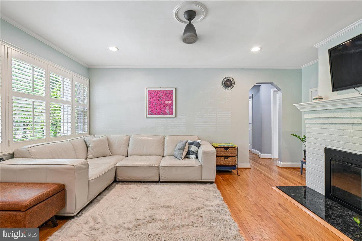 10211 Brookmoor Drive photo 4