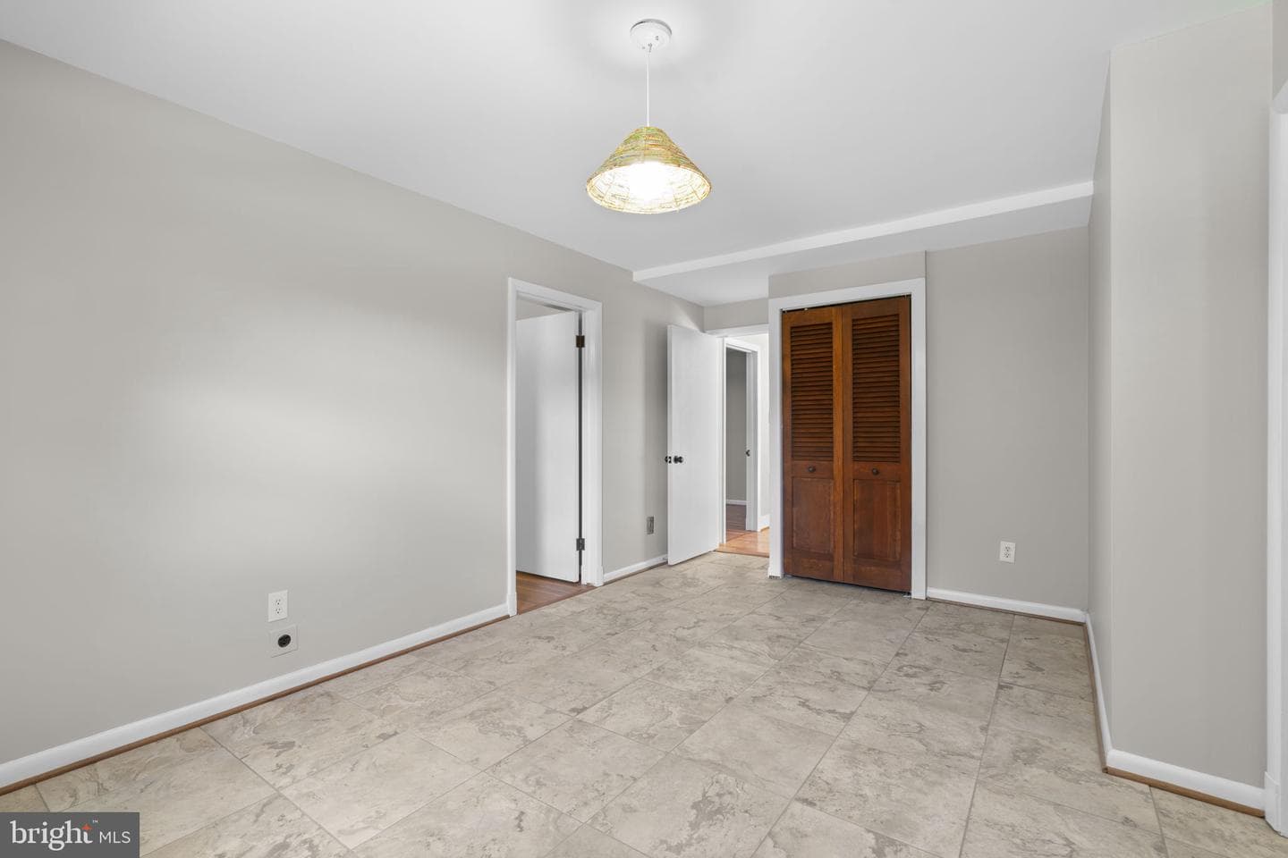 18015 Muncaster Road photo 68