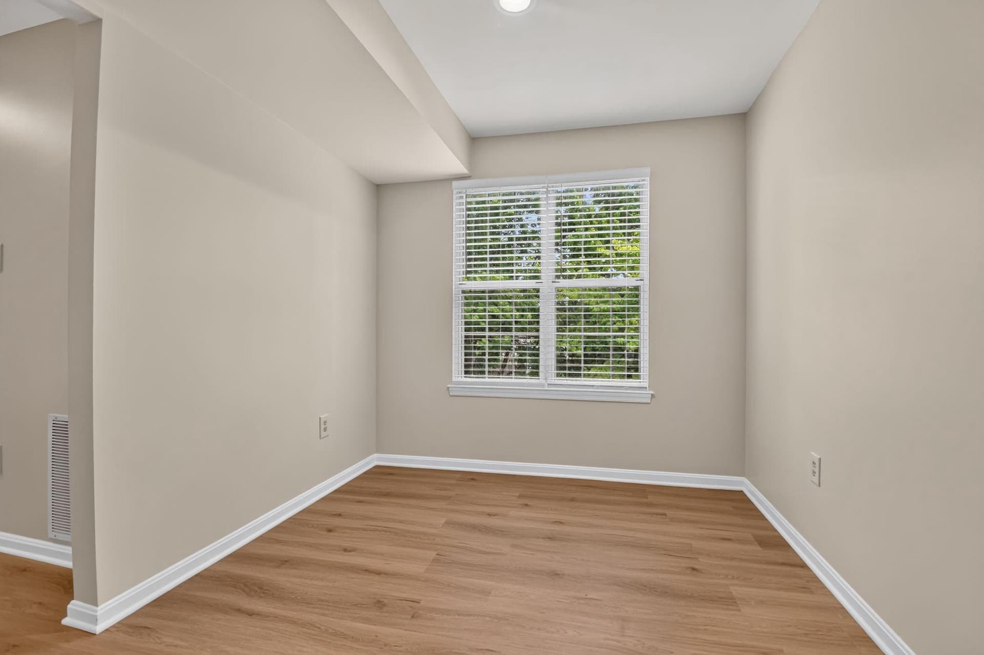 2513 Mcveary Court #10ad photo 7