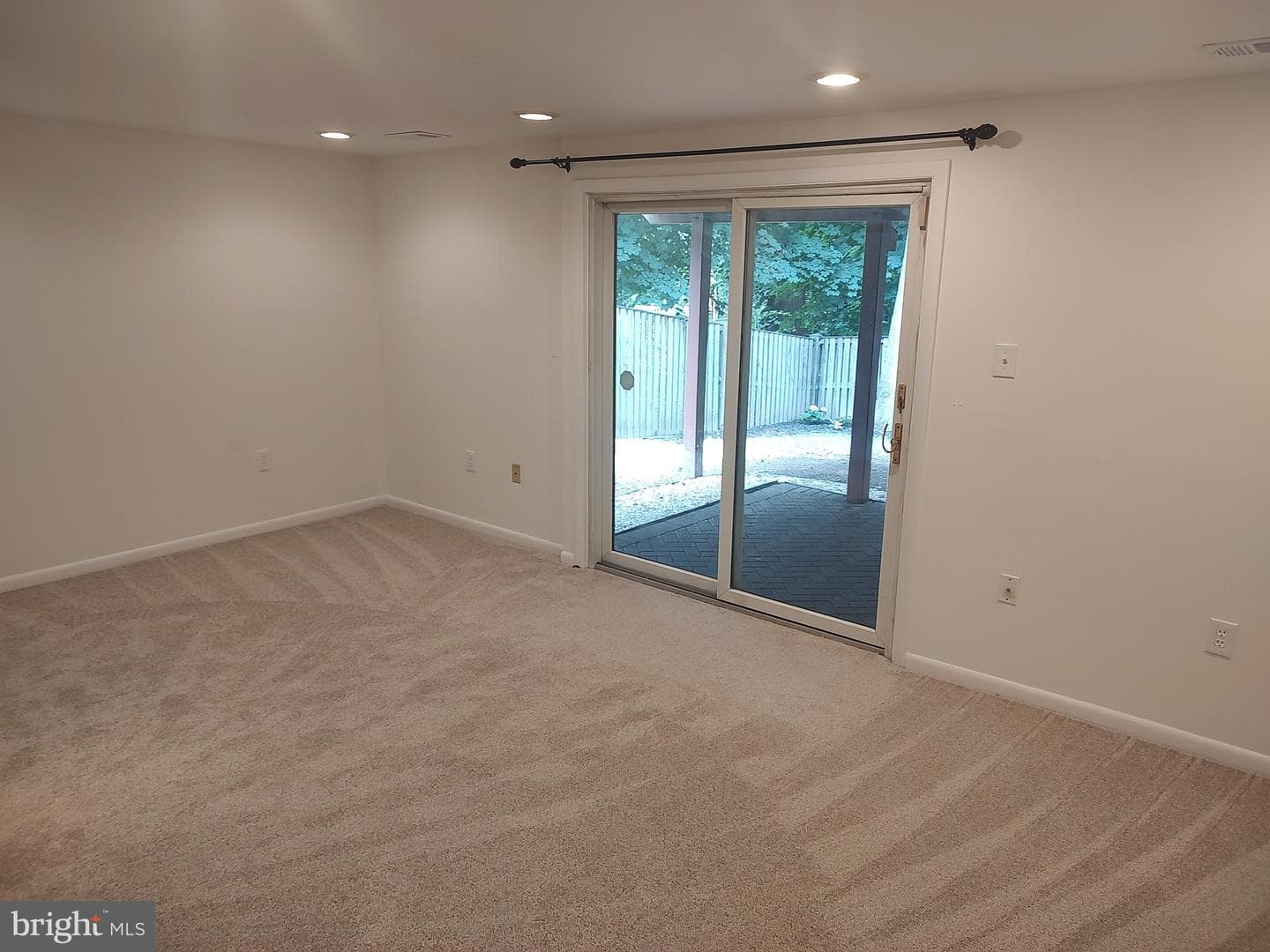 2869 Schoolhouse Circle photo 13