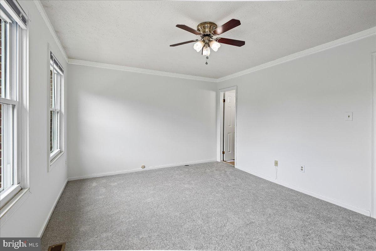 4318 Dunwood Terrace photo 13