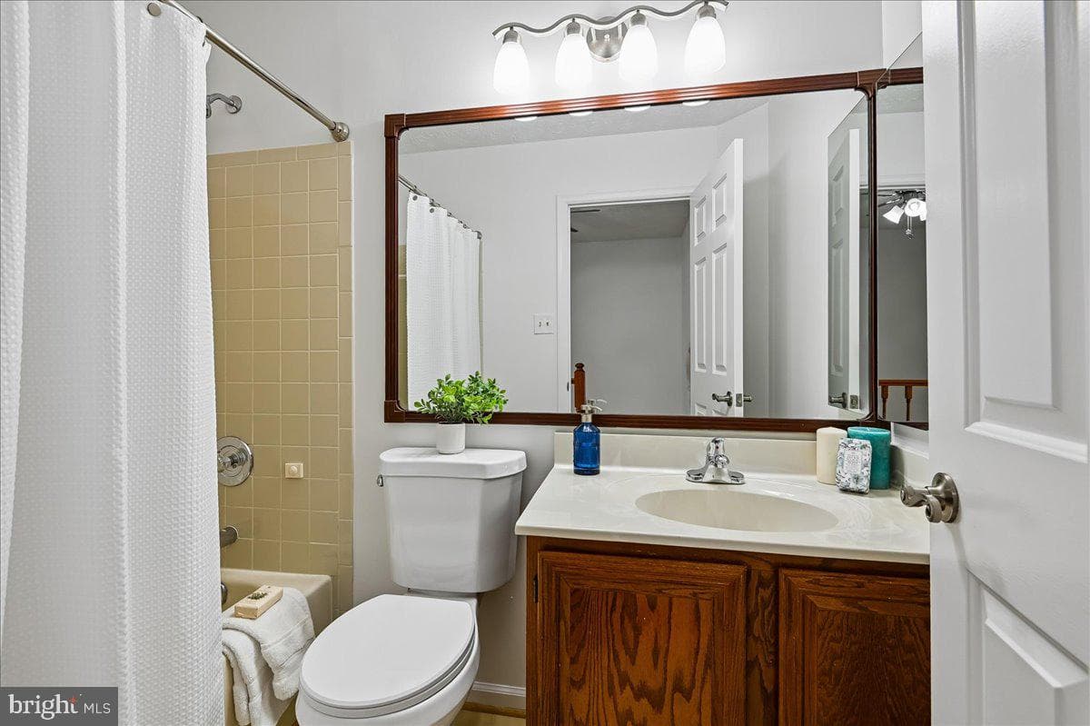 4318 Dunwood Terrace photo 24