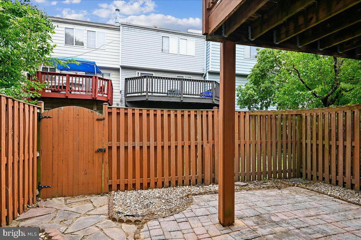 4318 Dunwood Terrace photo 27