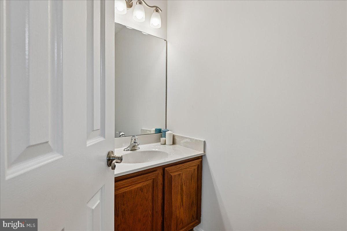 4318 Dunwood Terrace photo 5