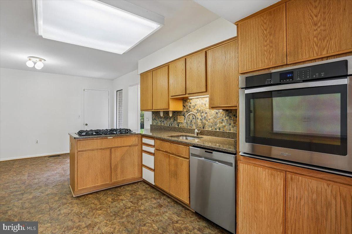 10719 Gloxinia Drive photo 11