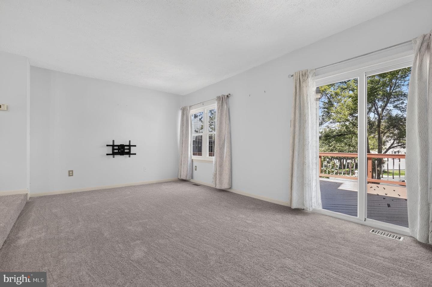 870 Bayridge Drive photo 14