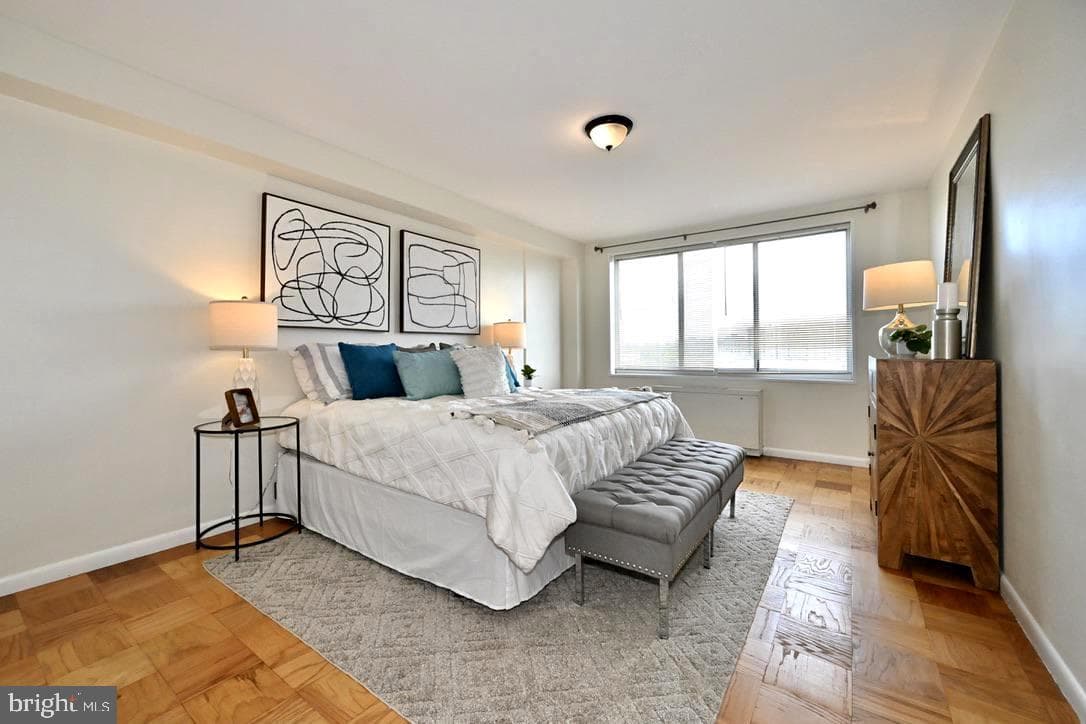 10201 Grosvenor Place #1220 photo 22