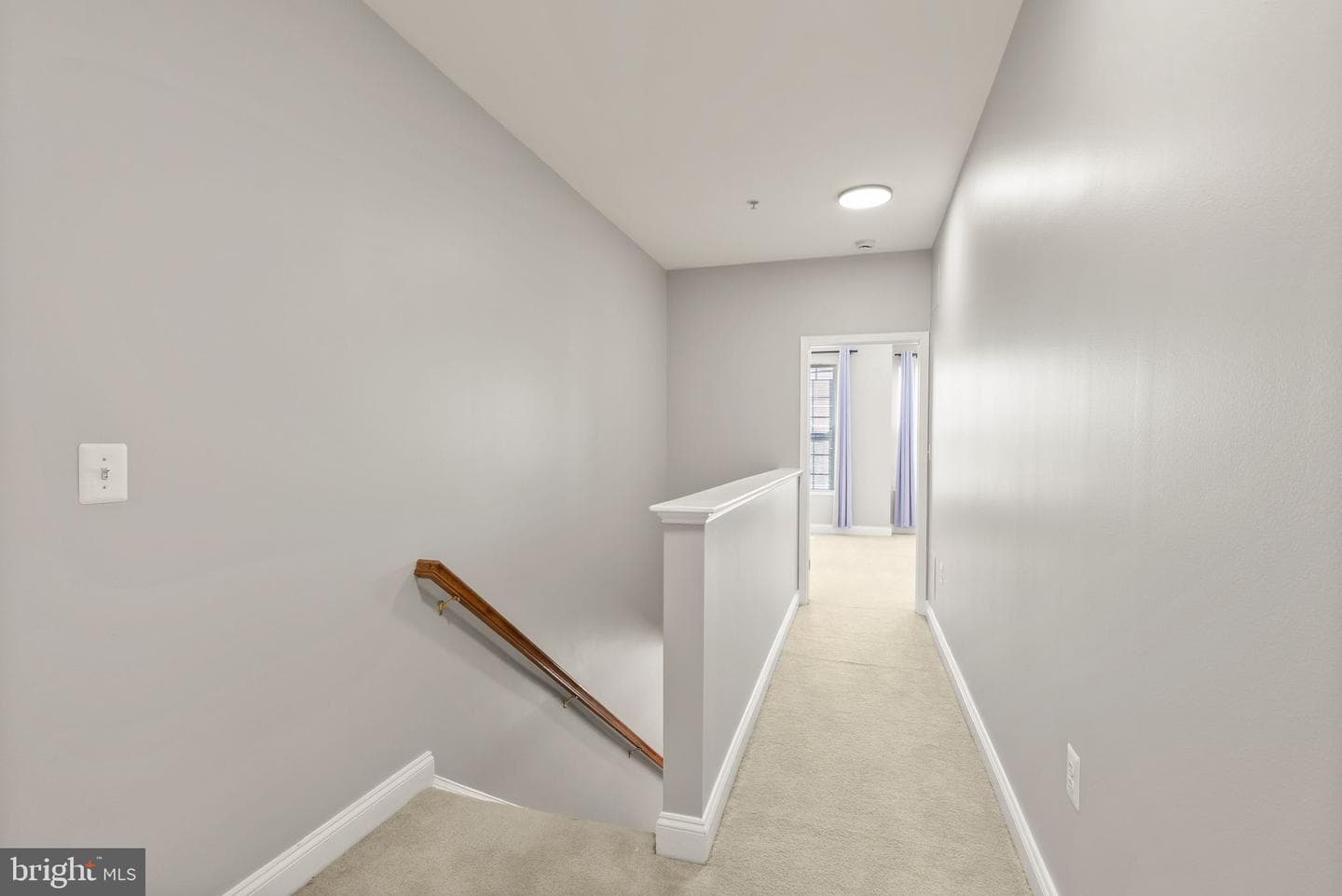 242 N Summit Avenue N #21 photo 8