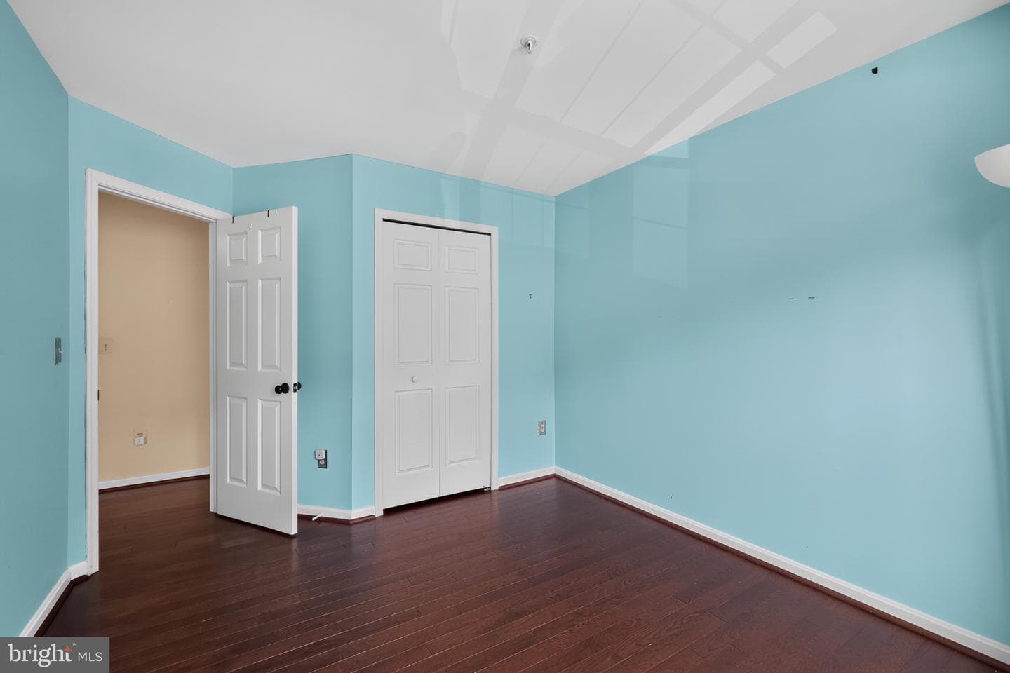 10 Augustine Court photo 13