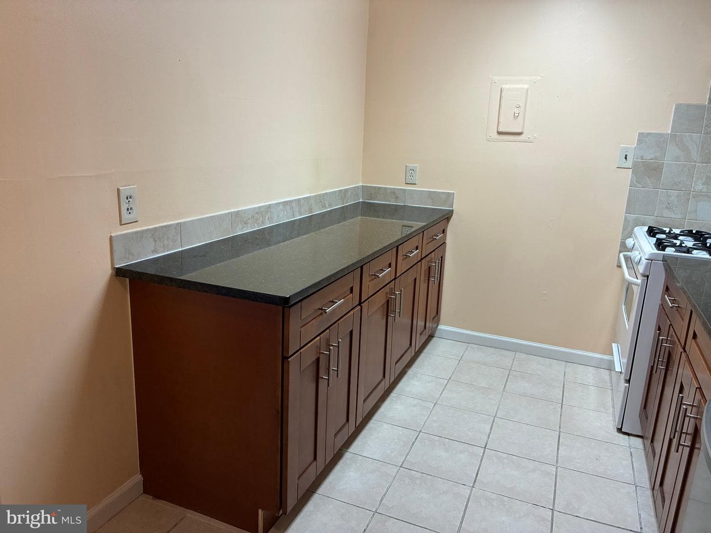 11903 Parklawn Drive #102 photo 7