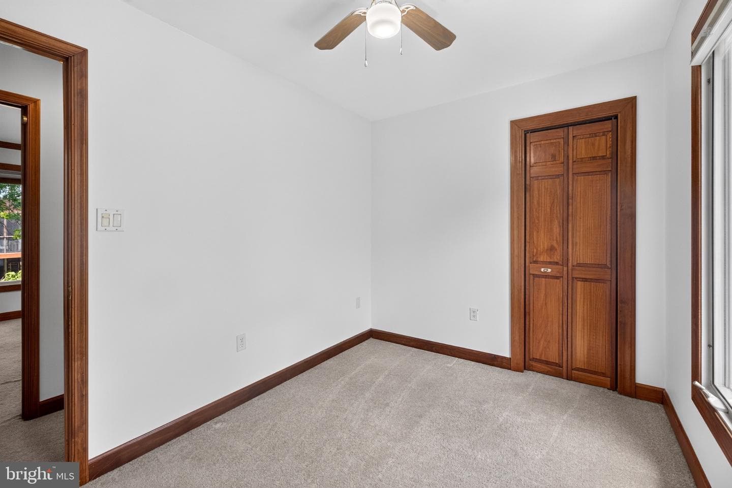 13 Guy Court photo 40