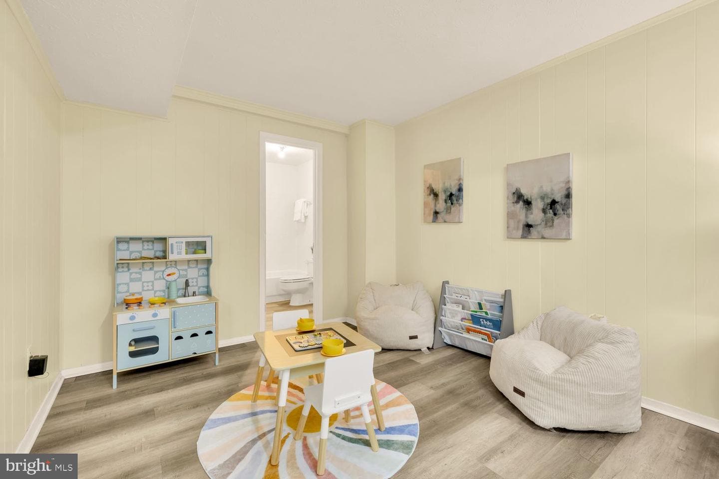 12114 Greenleaf Avenue photo 24