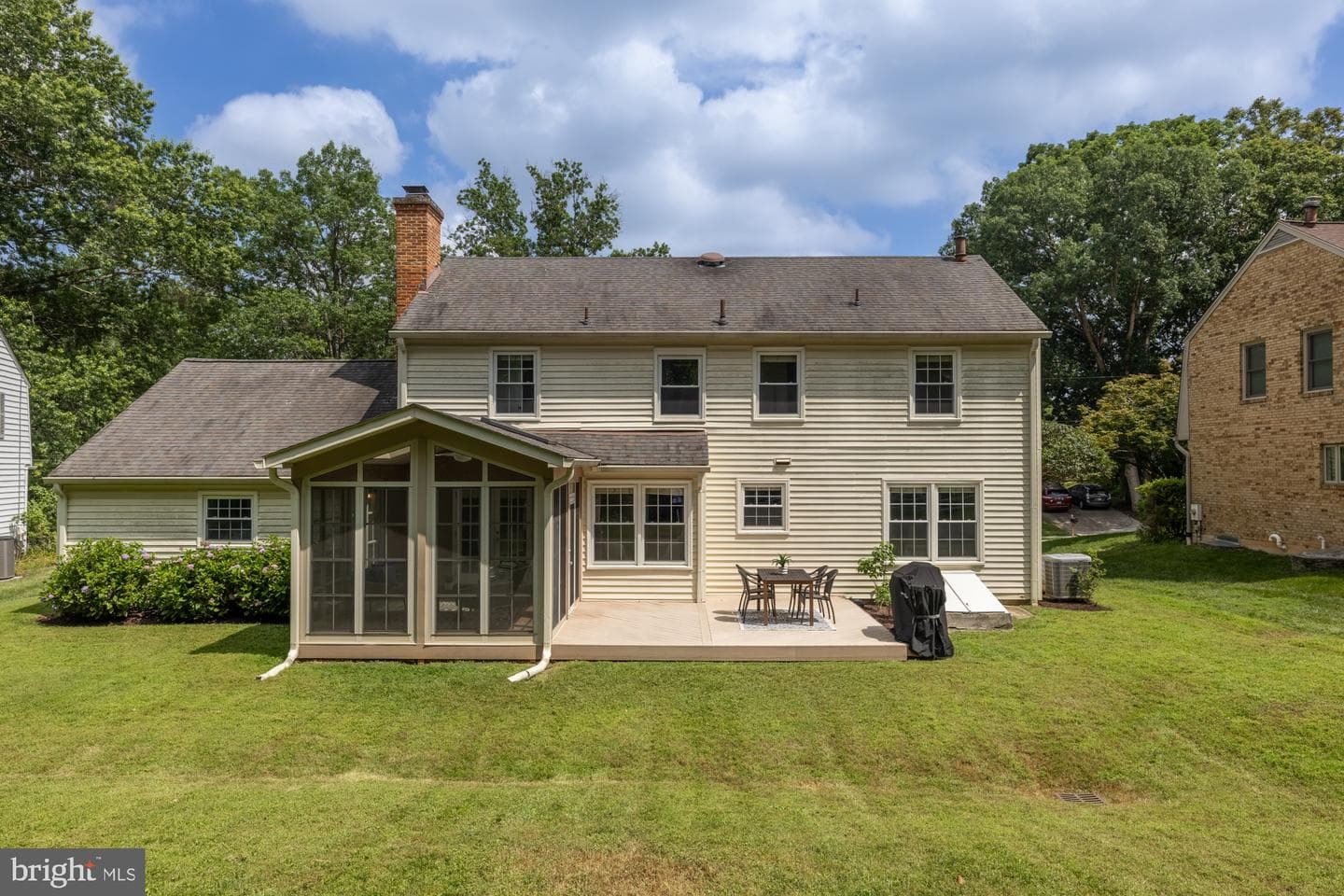 12114 Greenleaf Avenue photo 28