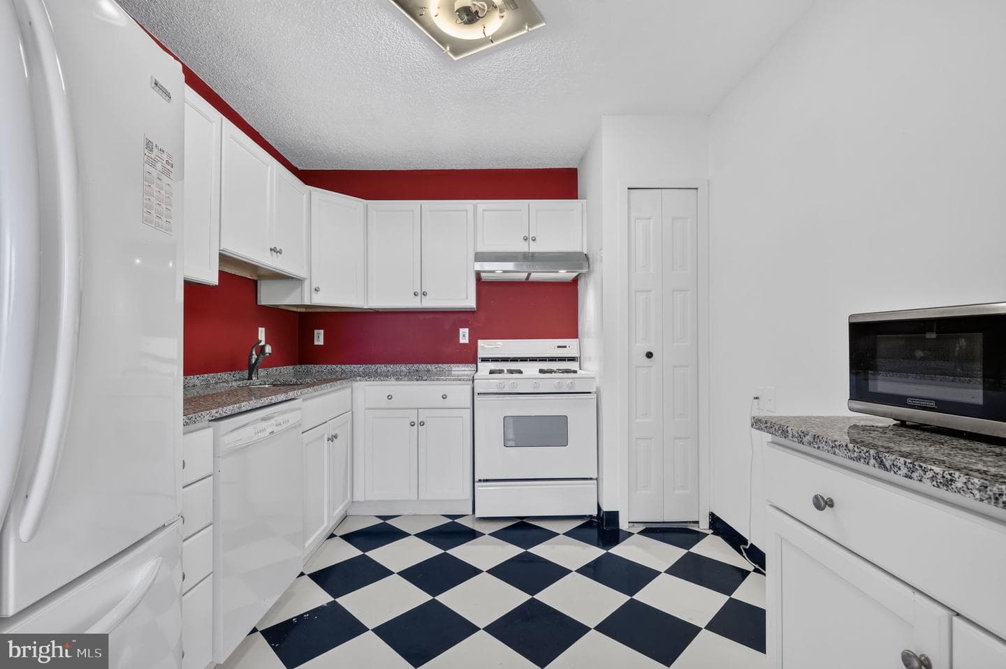 5225 Pooks Hill Road #1319s photo 15