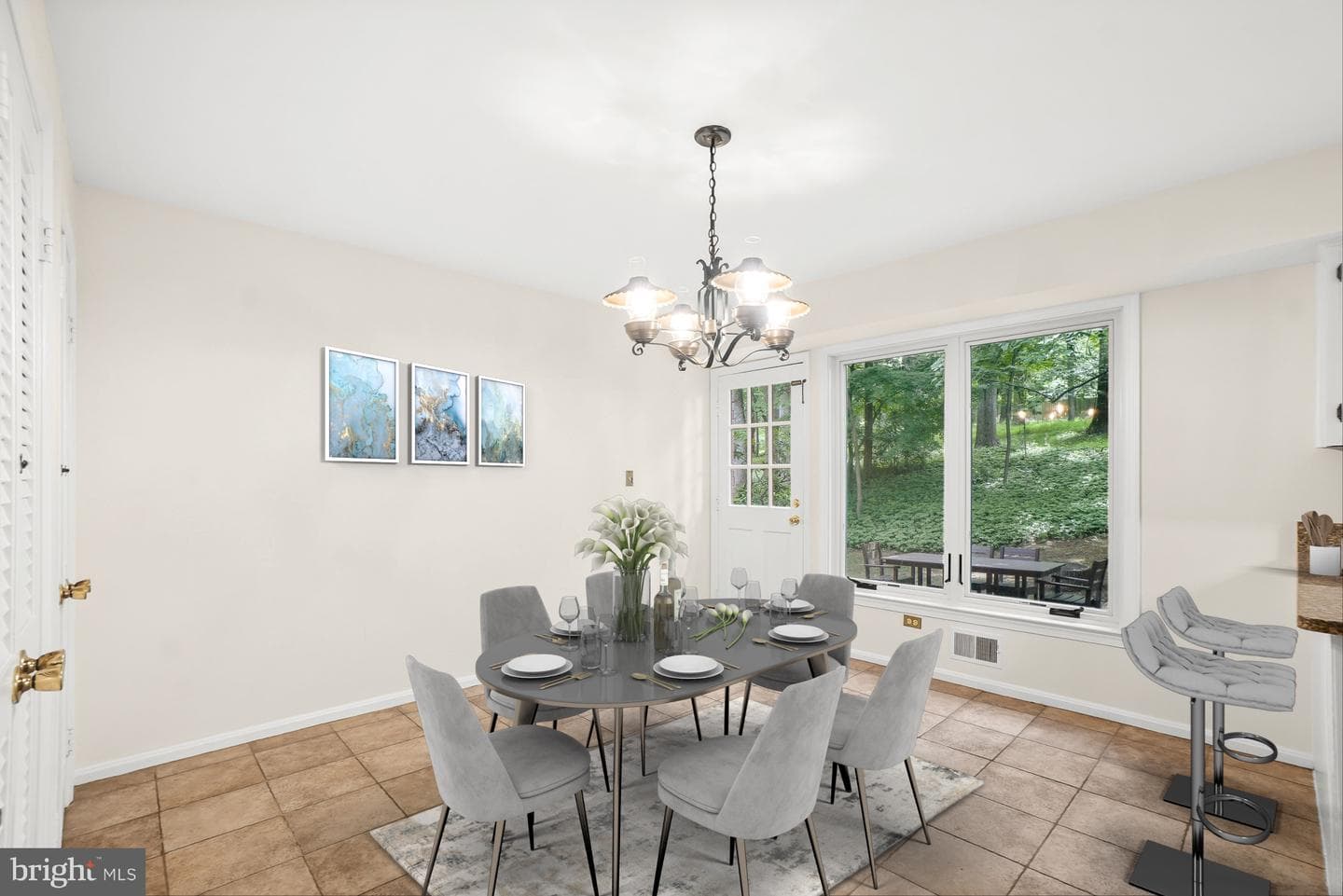 11701 Beekman Place photo 19