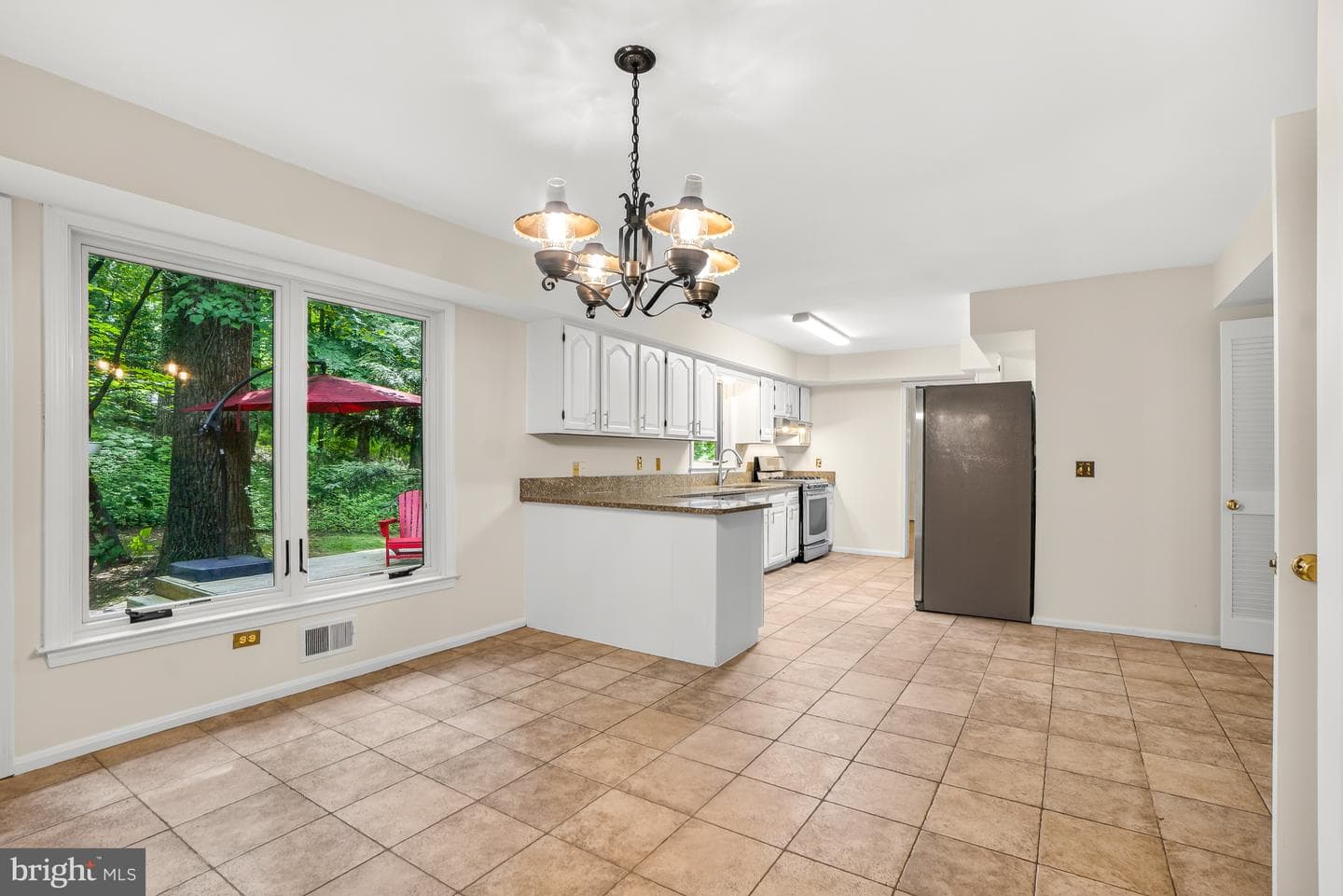 11701 Beekman Place photo 22