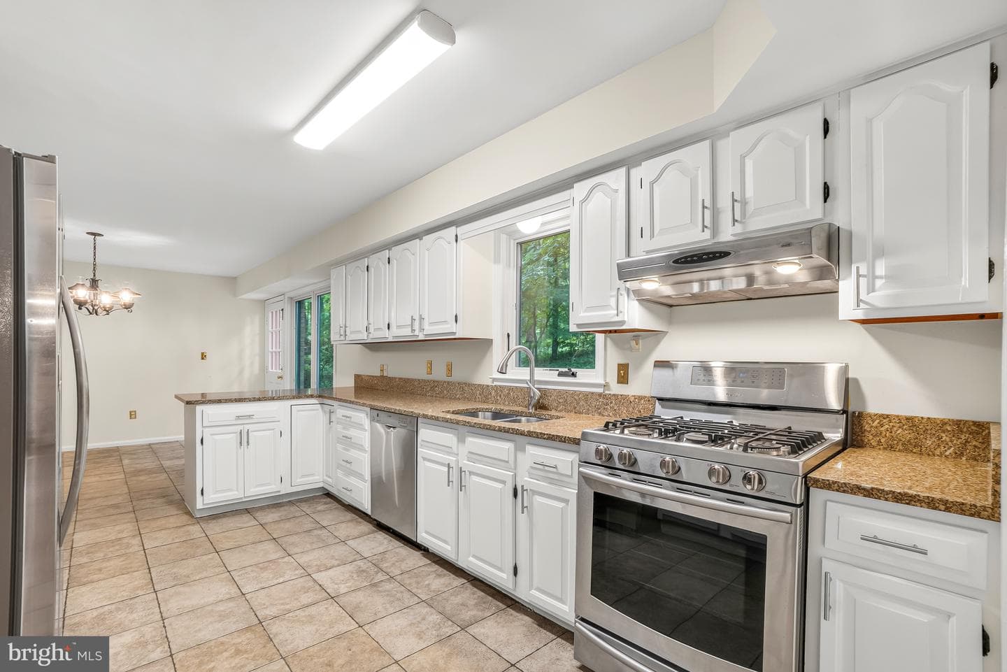11701 Beekman Place photo 23
