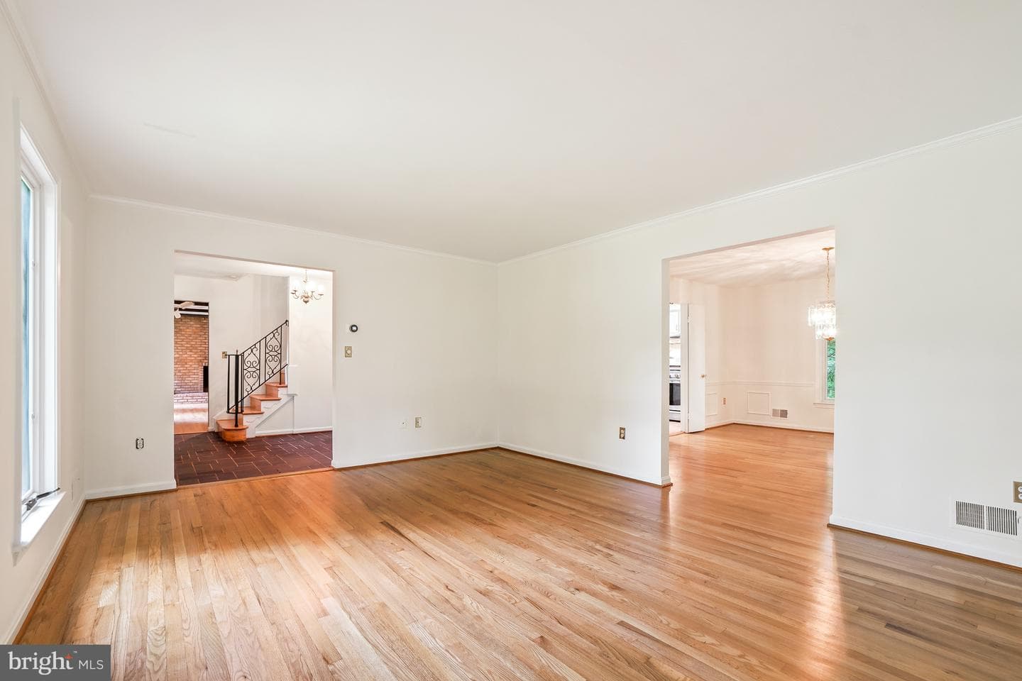 11701 Beekman Place photo 8