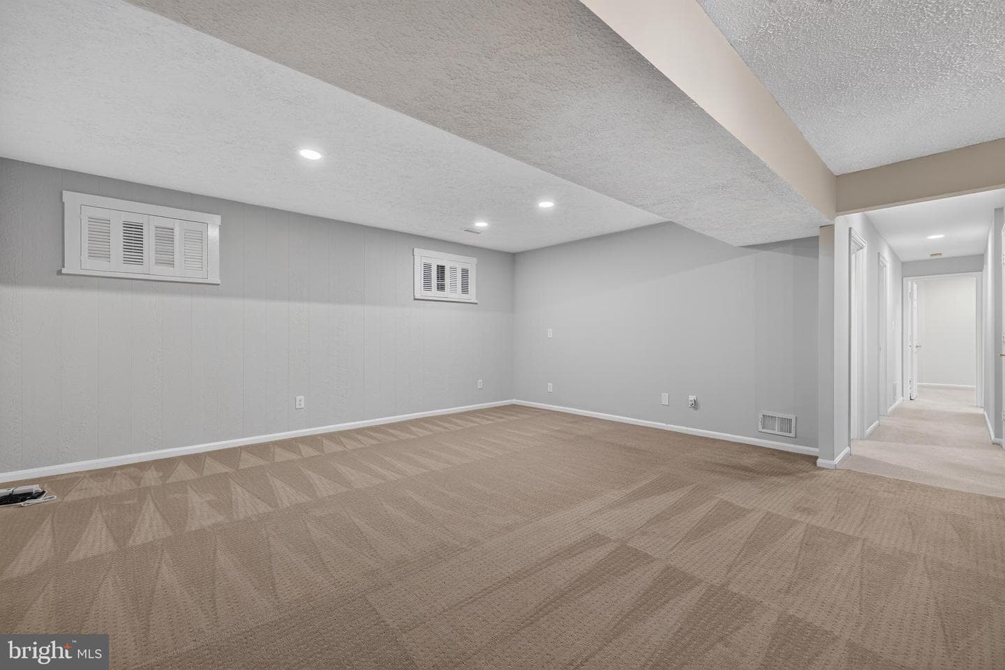 2270 Glenmore Terrace photo 18