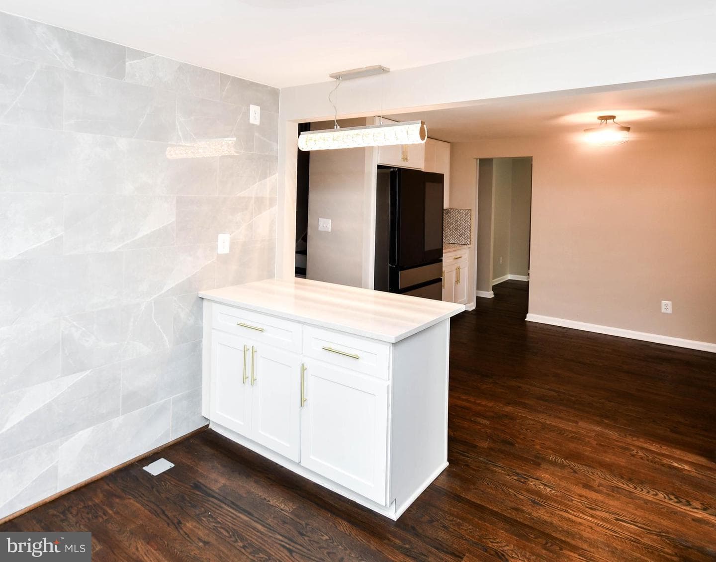 19104 Roman Way photo 24