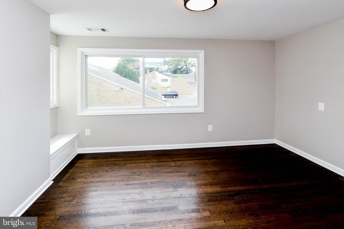 19104 Roman Way photo 42