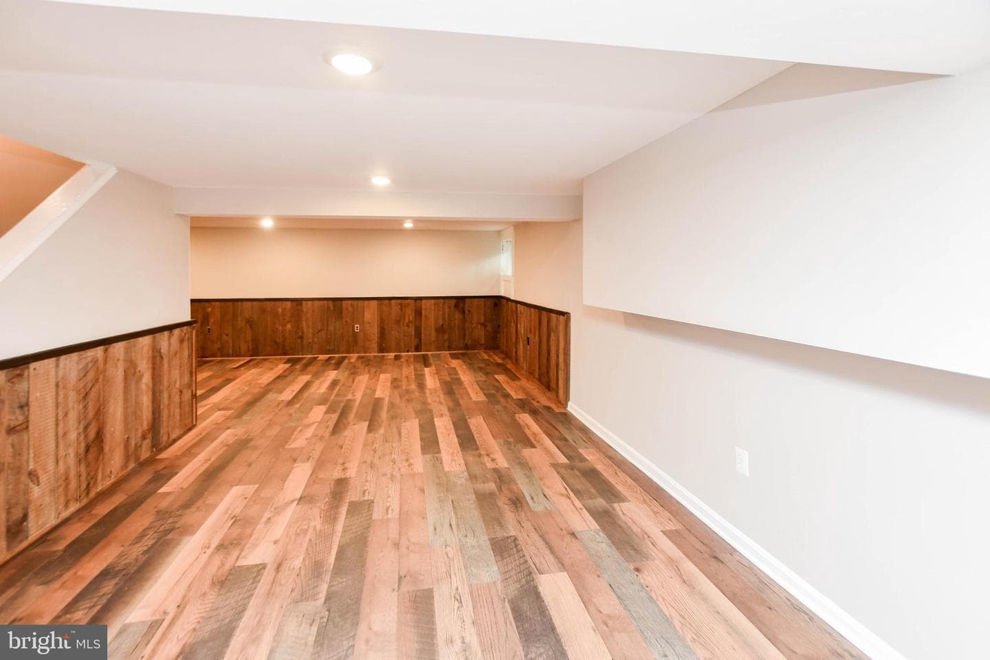 19104 Roman Way photo 56