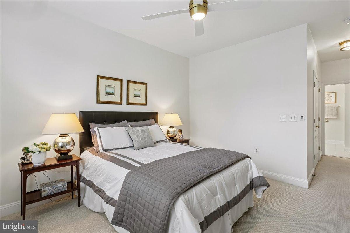 501 King Farm Boulevard #206 photo 23