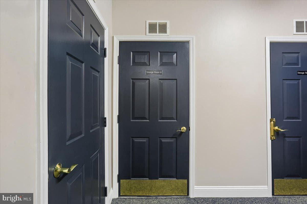 501 King Farm Boulevard #206 photo 36