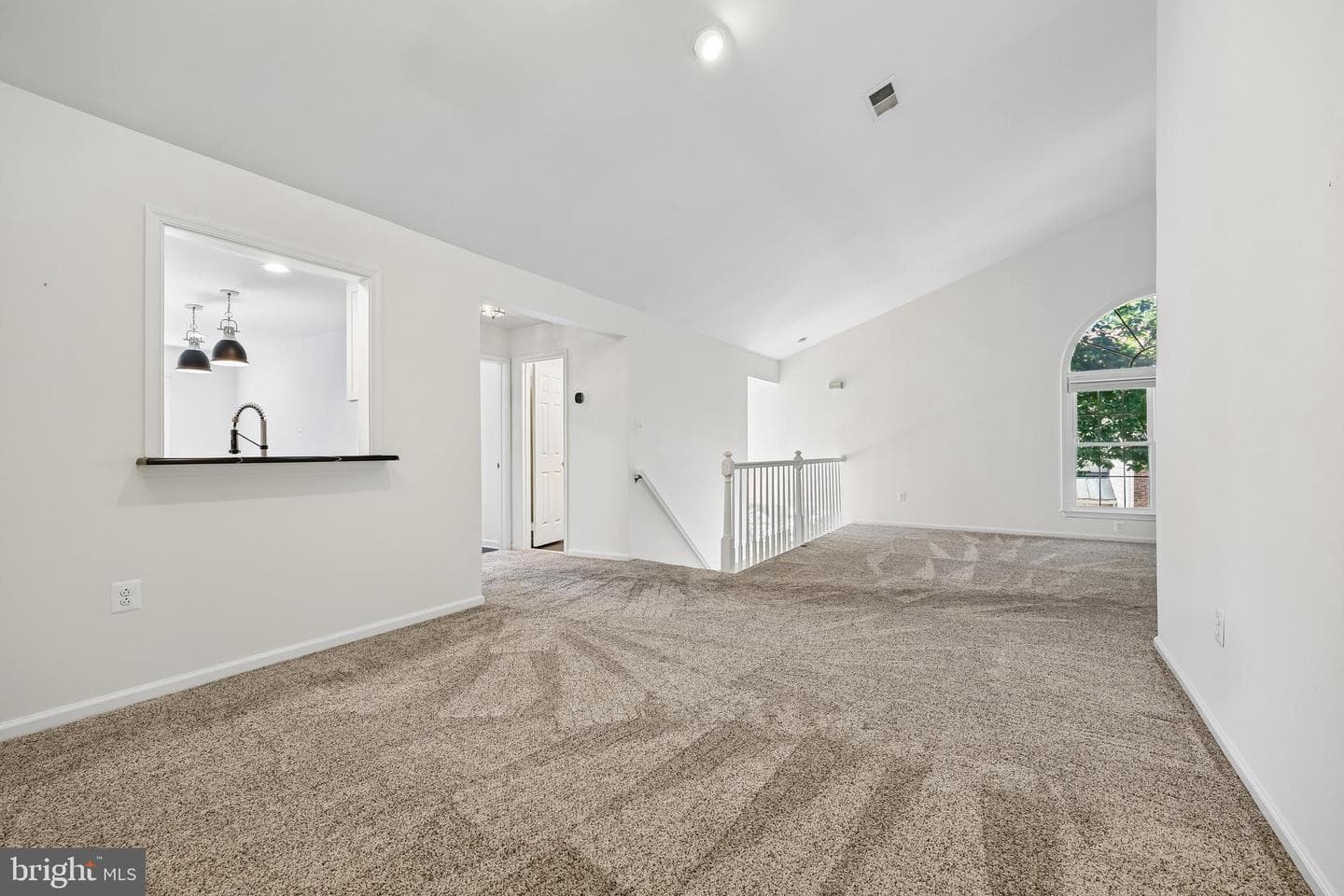 5823 Linden Square Court #52 photo 15
