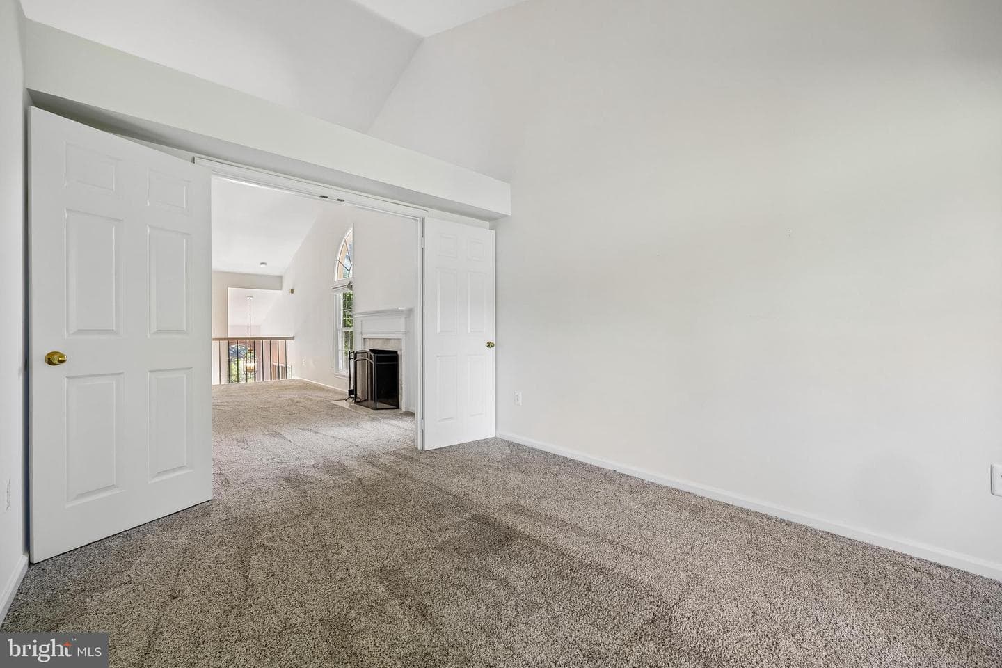 5823 Linden Square Court #52 photo 23