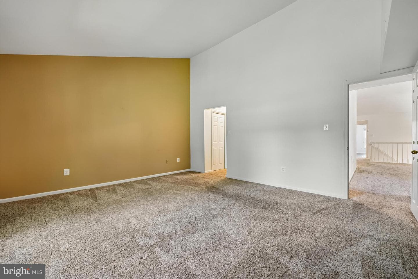 5823 Linden Square Court #52 photo 44