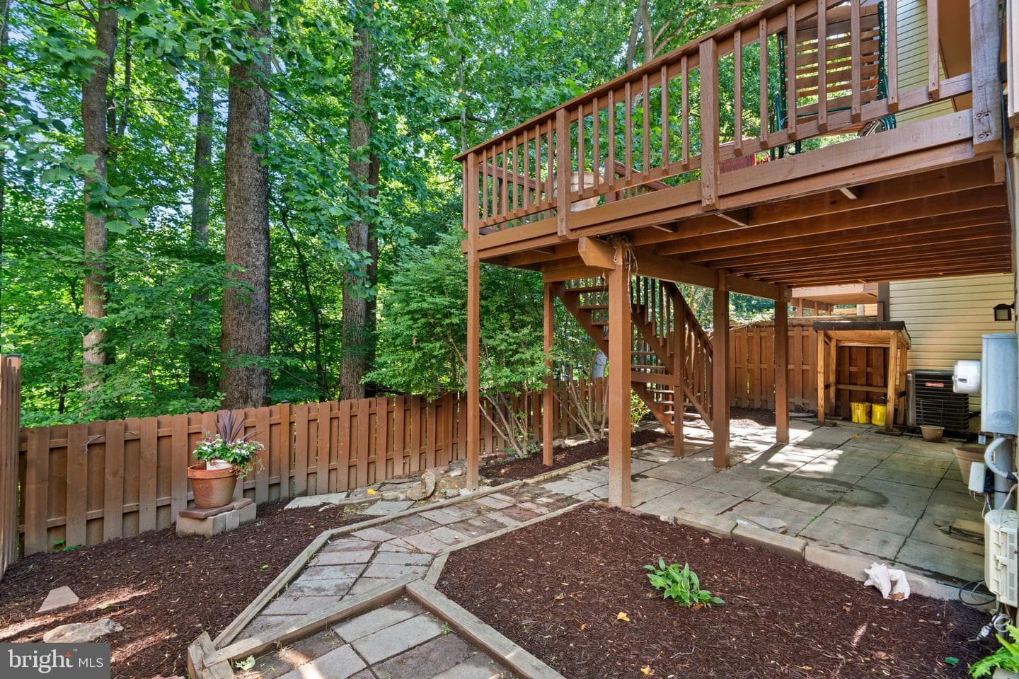 1647 Hugo Circle photo 26