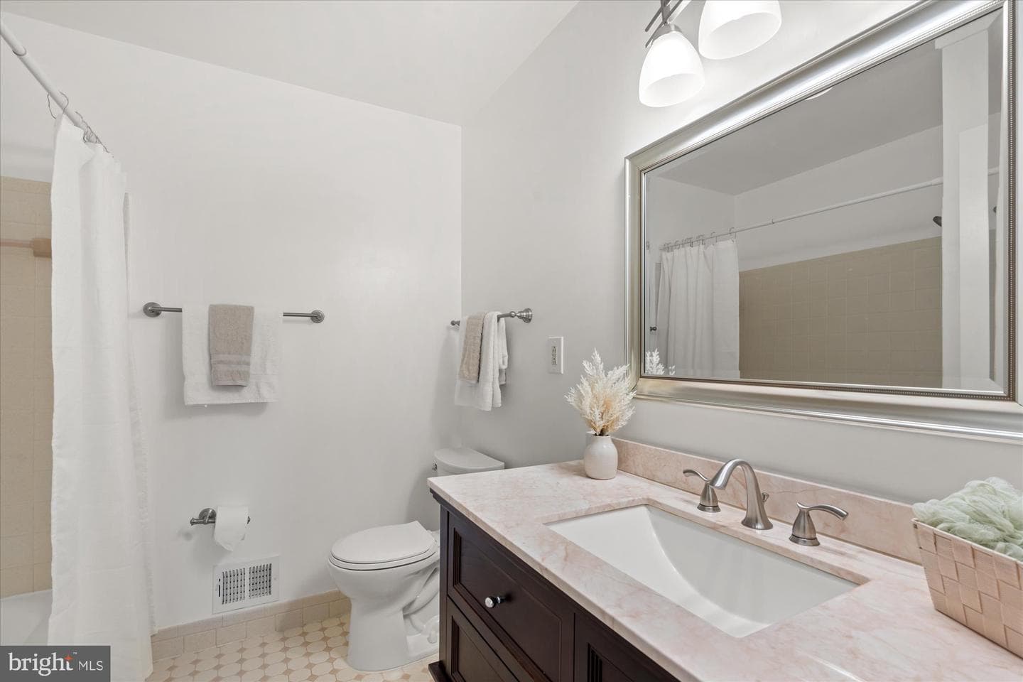 2116 Bucknell Terrace #35 photo 16