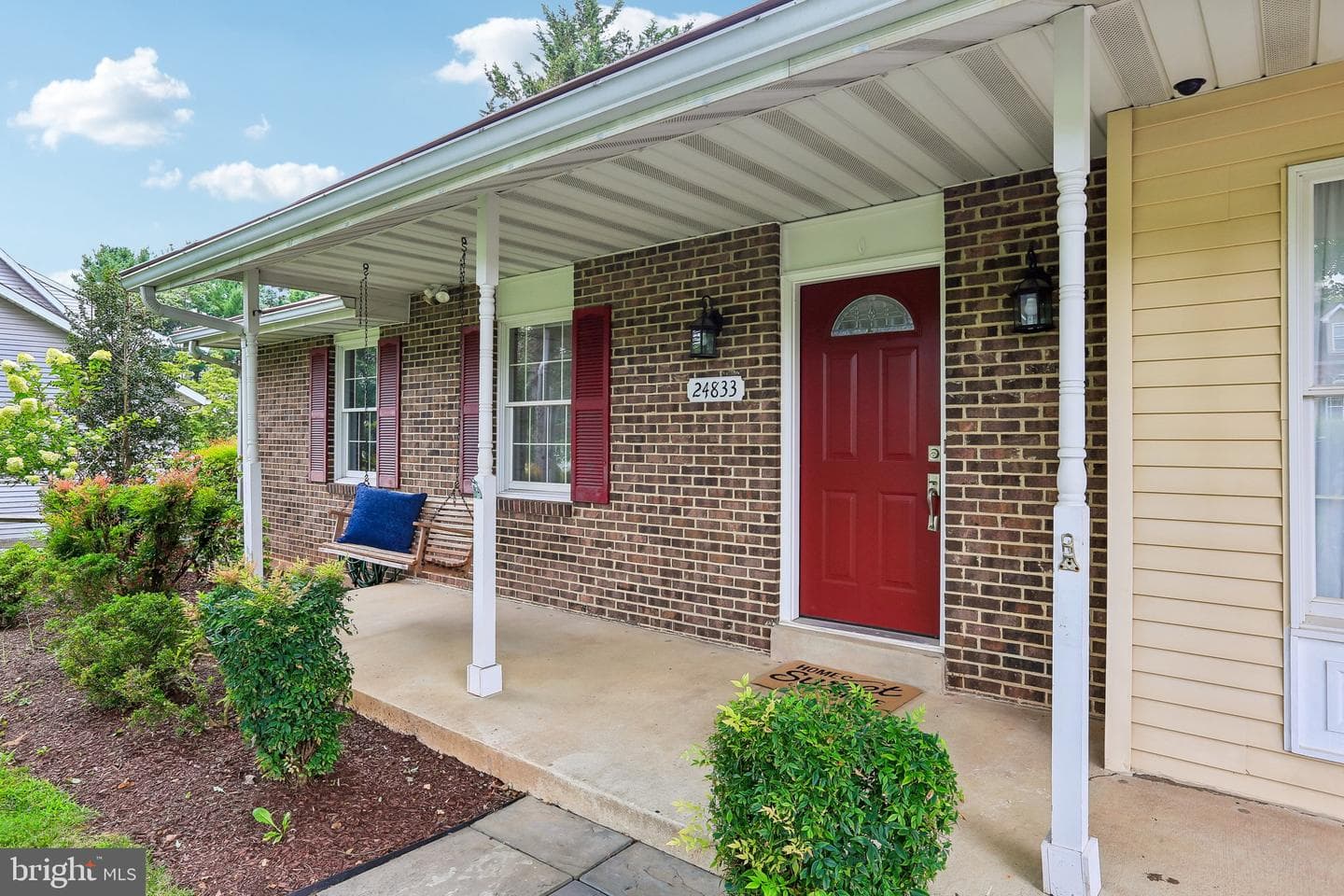 24833 Showbarn Circle photo 4