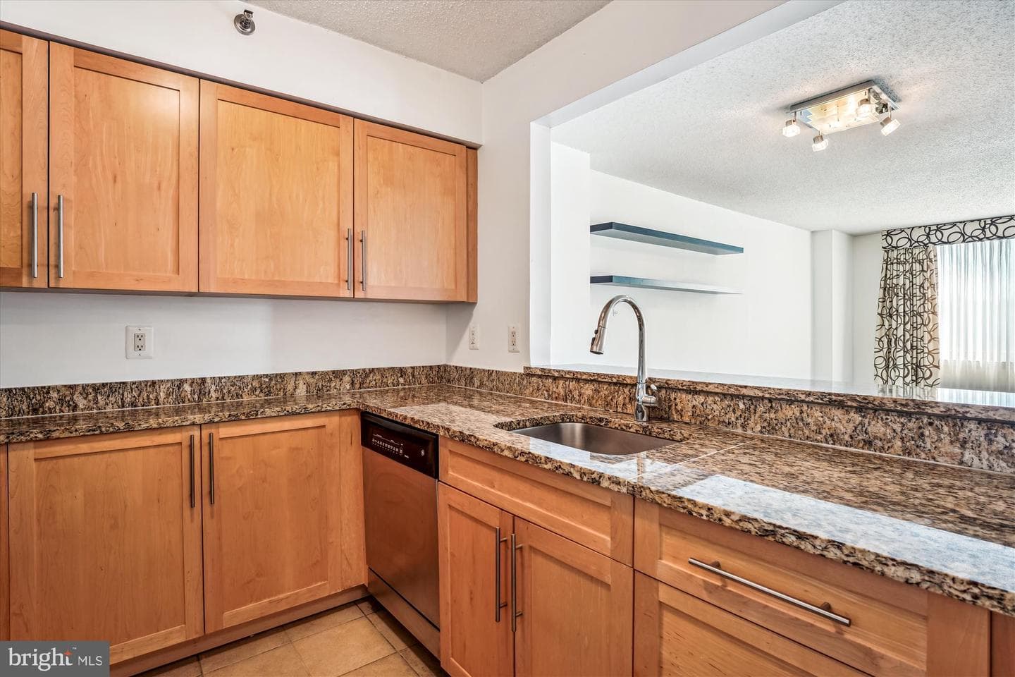 10101 Grosvenor Place #407 photo 7
