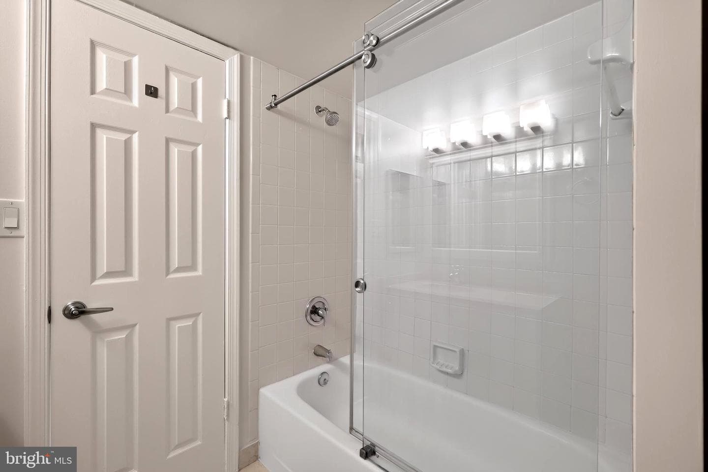 10101 Grosvenor Place #305 photo 14