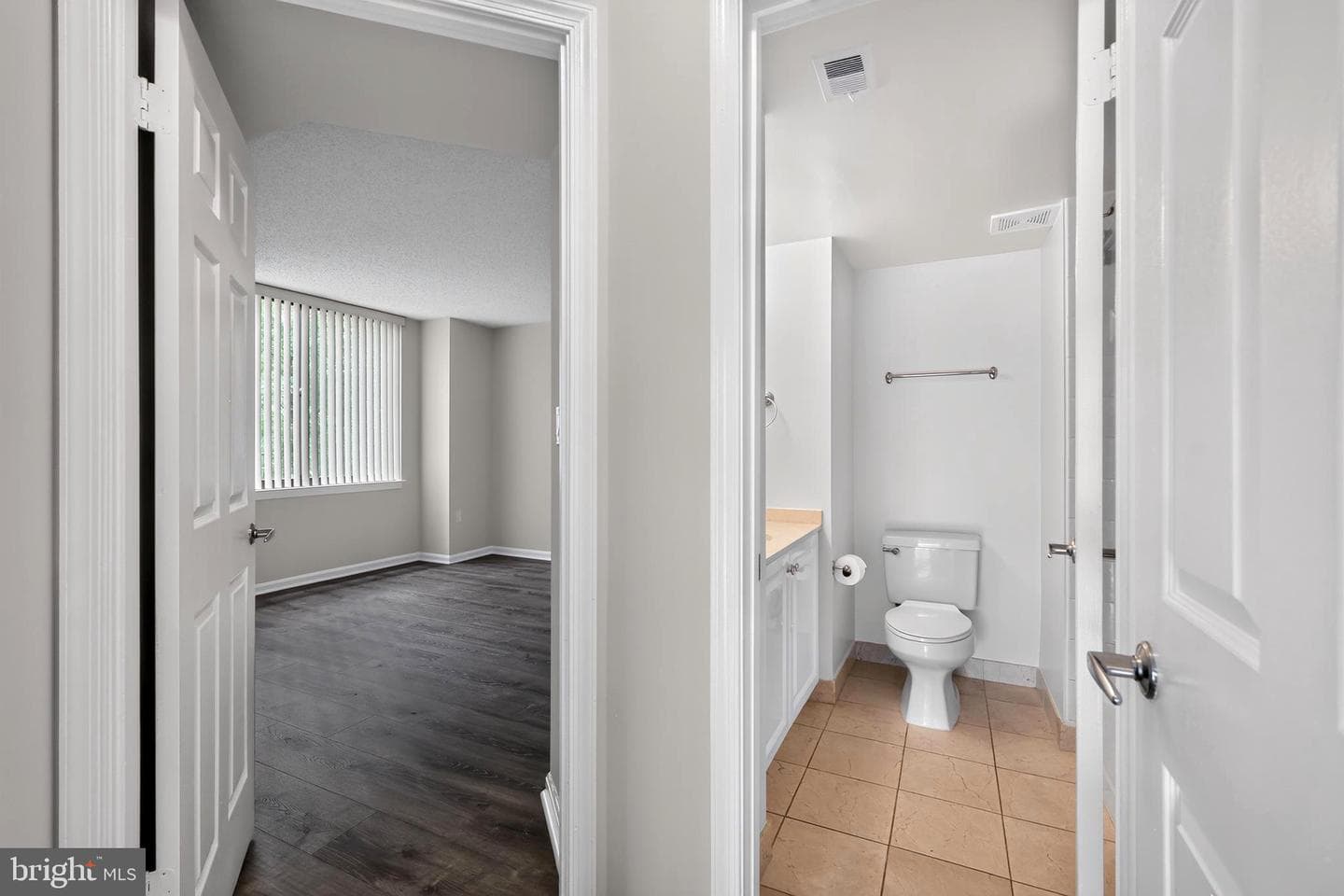10101 Grosvenor Place #305 photo 20