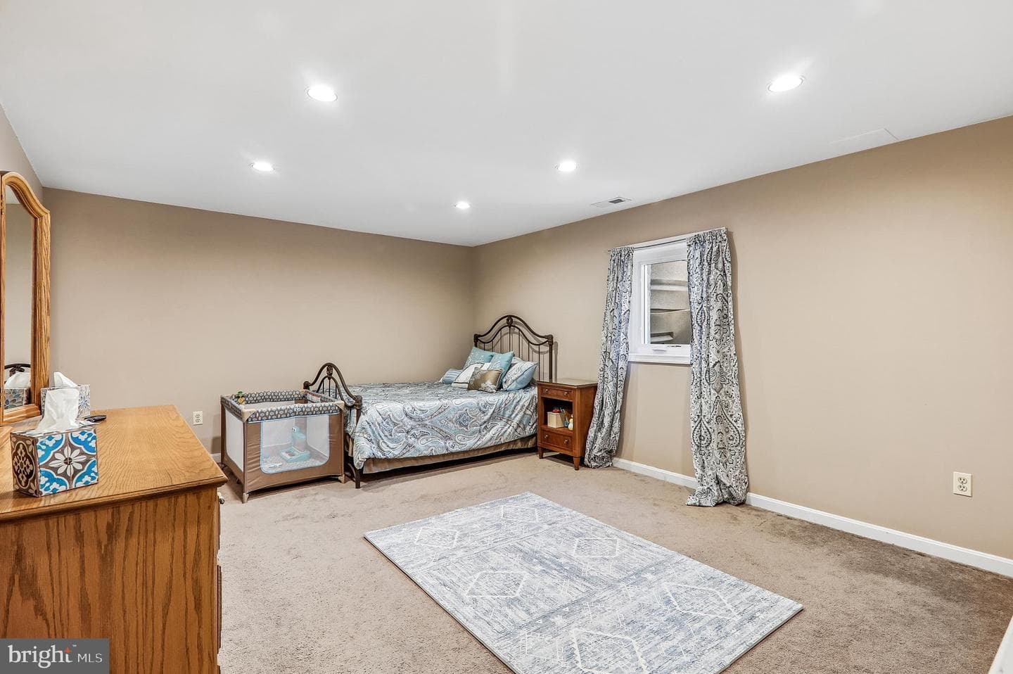 1002 Devere Drive photo 28