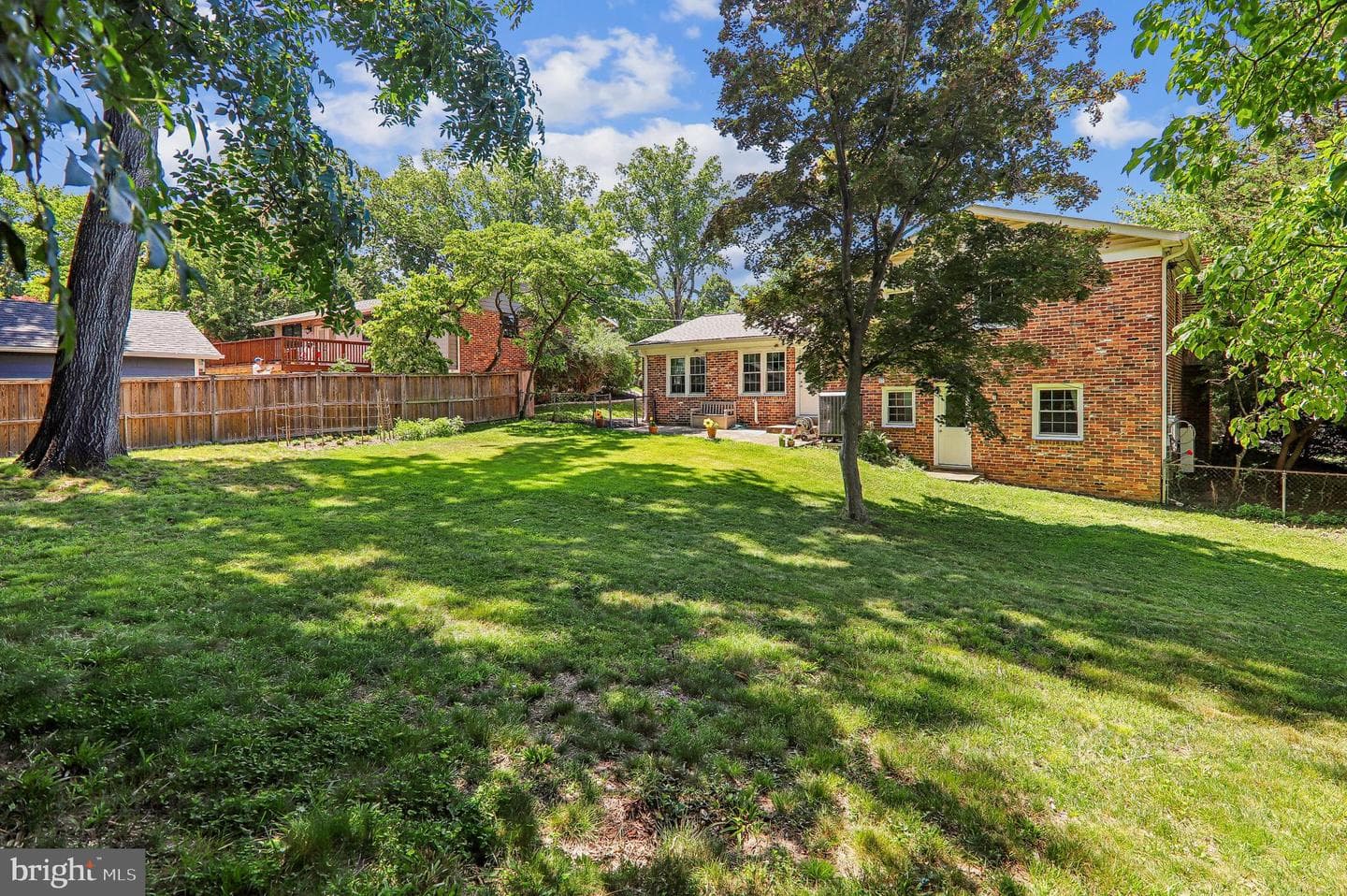 1002 Devere Drive photo 5