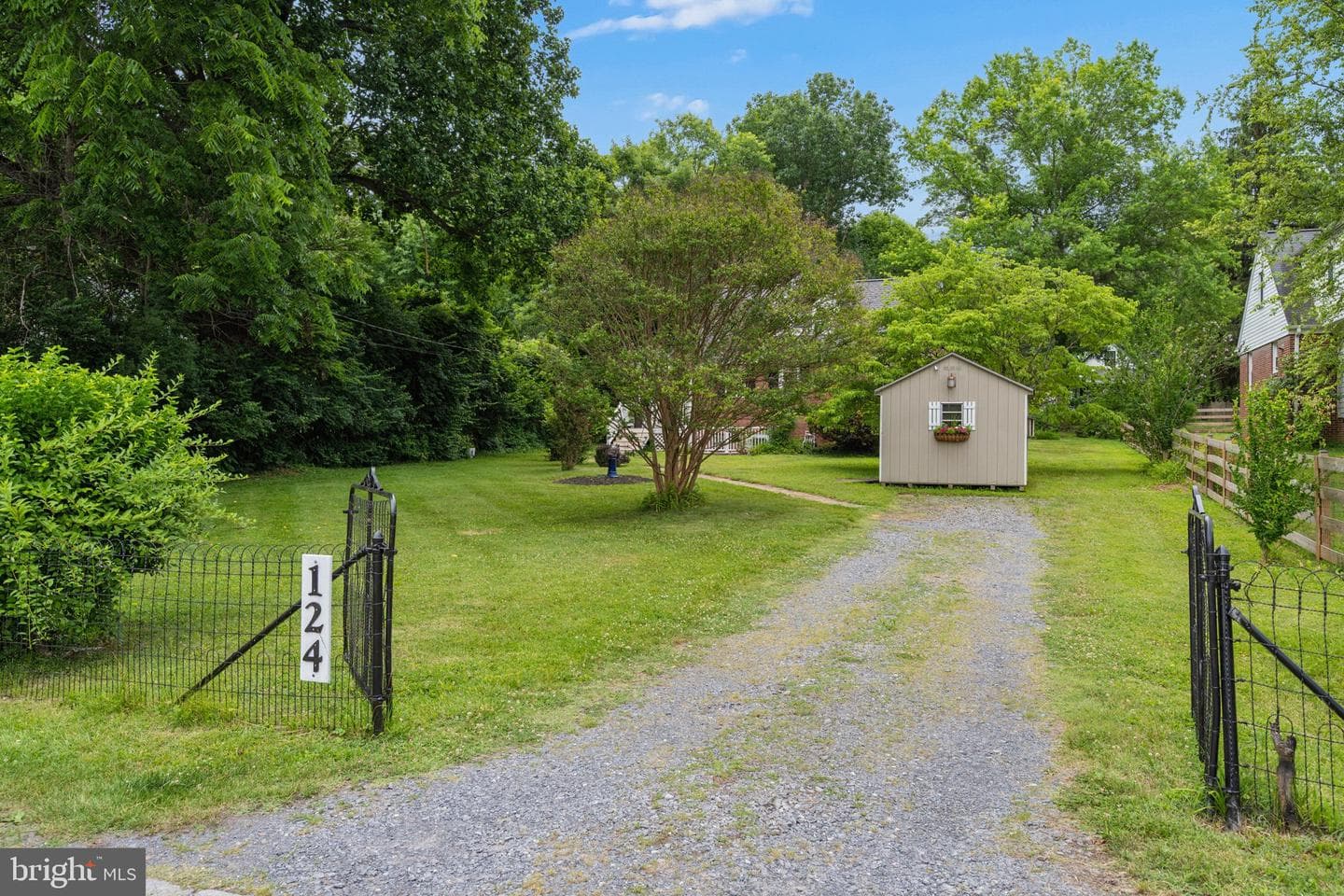 124 Chestnut Avenue photo 59