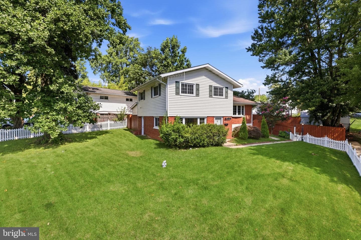 12000 Selfridge Road photo 1