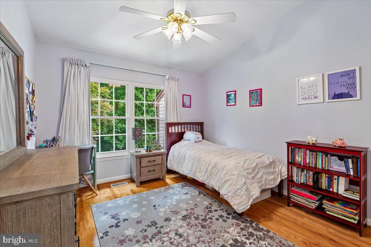 25 Tivoli Lake Court photo 19