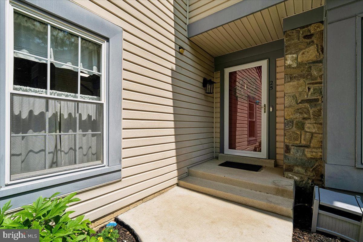 25 Tivoli Lake Court photo 49
