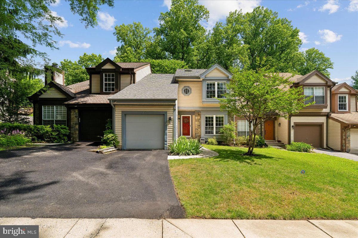 25 Tivoli Lake Court photo 51