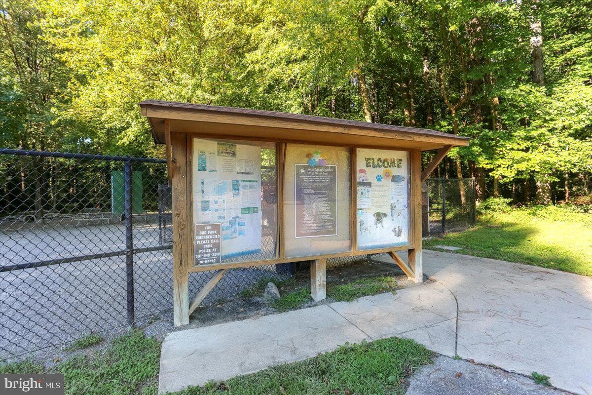 25 Tivoli Lake Court photo 62