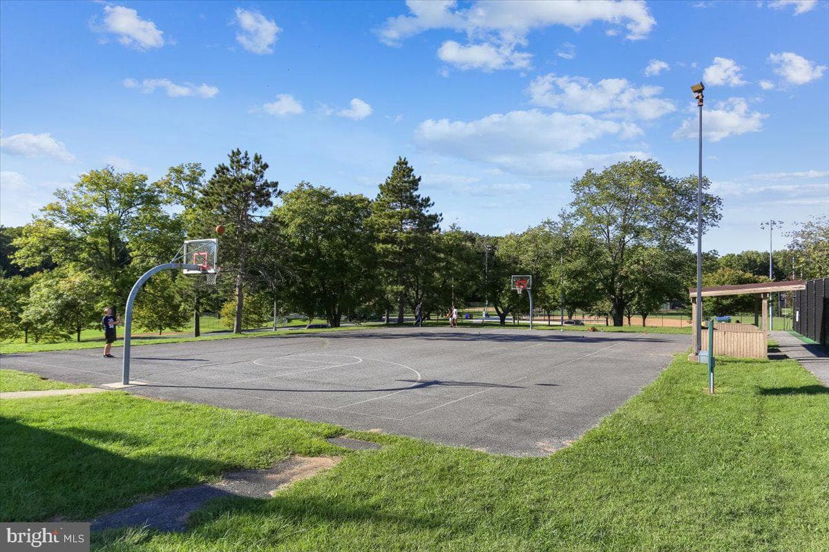 25 Tivoli Lake Court photo 63